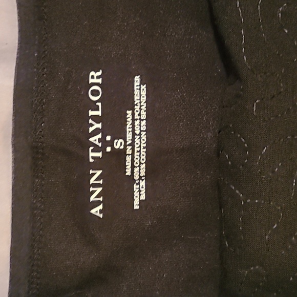 *2/$30 summer clearout* EUC s.S Ann Taylor sparkle tank top - Picture 3 of 4